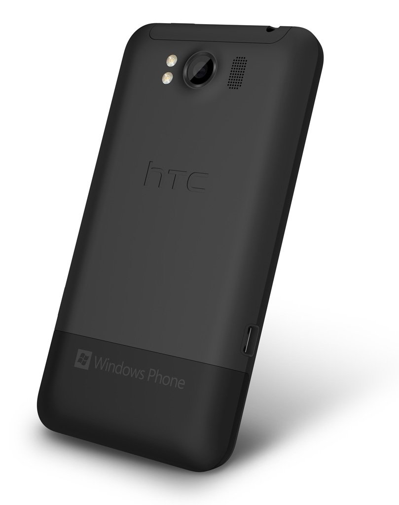 HTC_ TITAN_3-4_Back